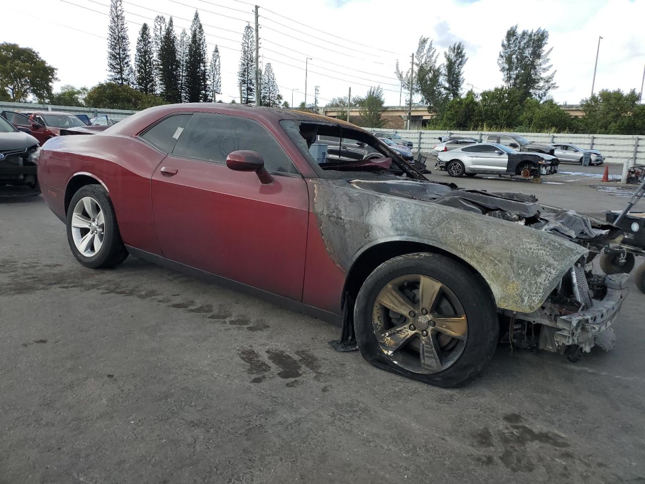 2021 Dodge Challenger VIN 2C3CDZAG0MH571558 Copart auction photo, burn damage thumbnail 4