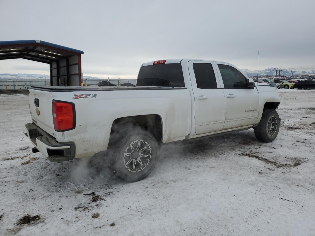 2017 Chevrolet Silverado VIN 1GCVKRECXHZ260419 Copart auction photo, front end / minor dent/scratches damage thumbnail 3