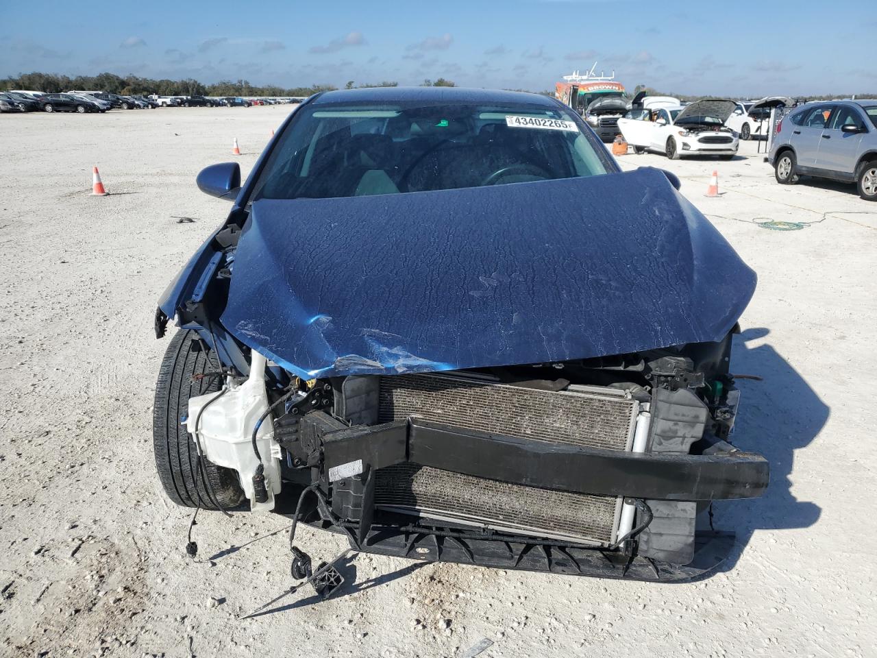 2017 Hyundai Elantra VIN 5NPD84LF6HH058811 Copart auction photo, front end damage thumbnail 5