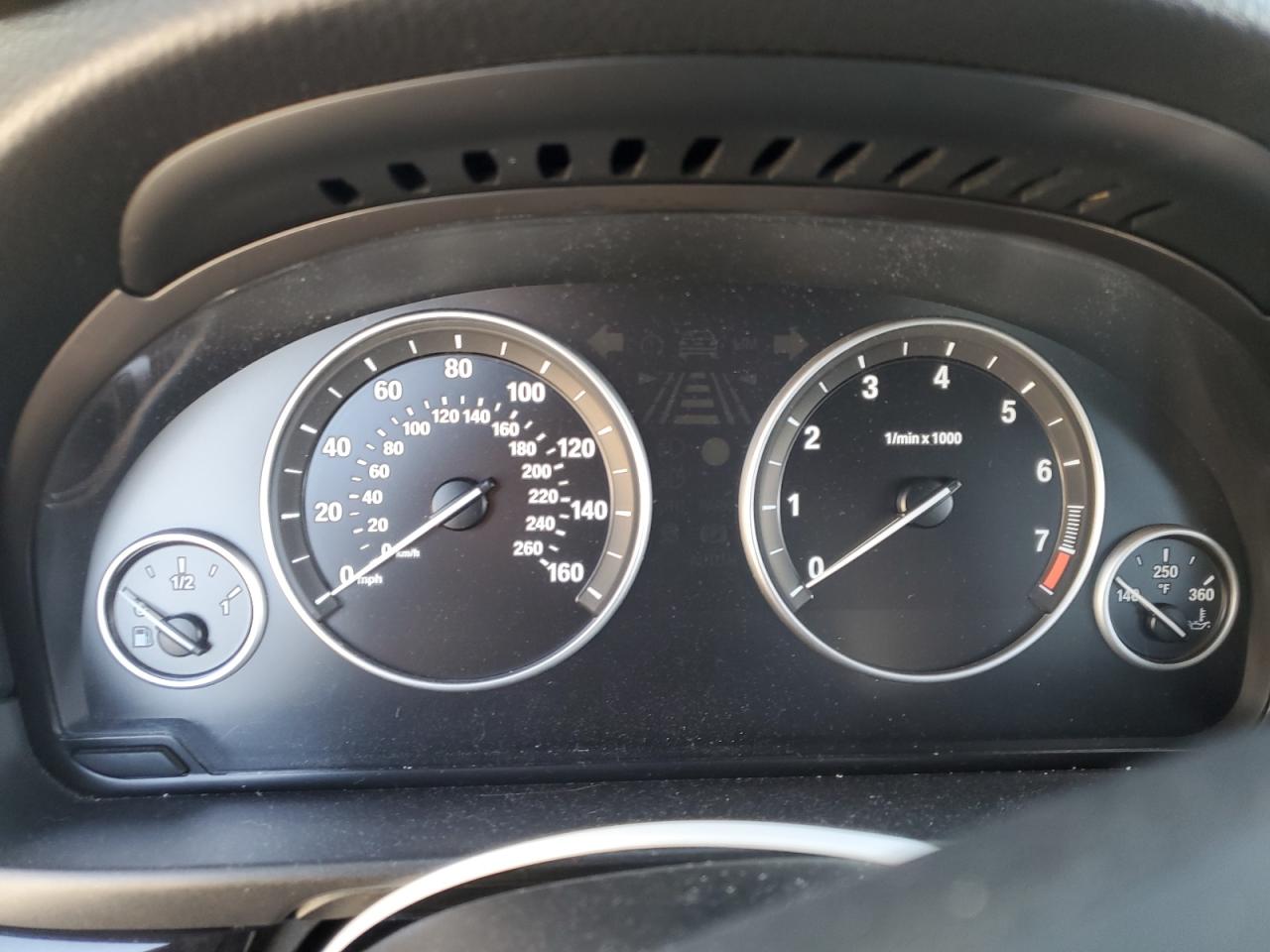 2011 BMW 5er VIN WBAFU7C5XBC771725 Copart auction photo, all over / minor dent/scratches damage thumbnail 9