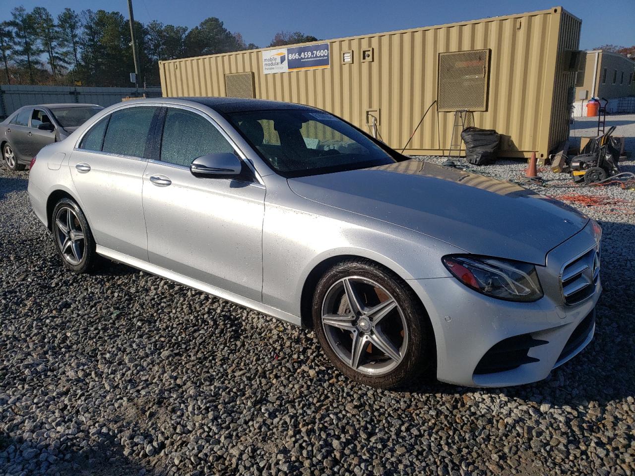 2017 Mercedes-Benz E-klasse VIN WDDZF4KB9HA046031 Copart auction photo, front end / side damage thumbnail 4
