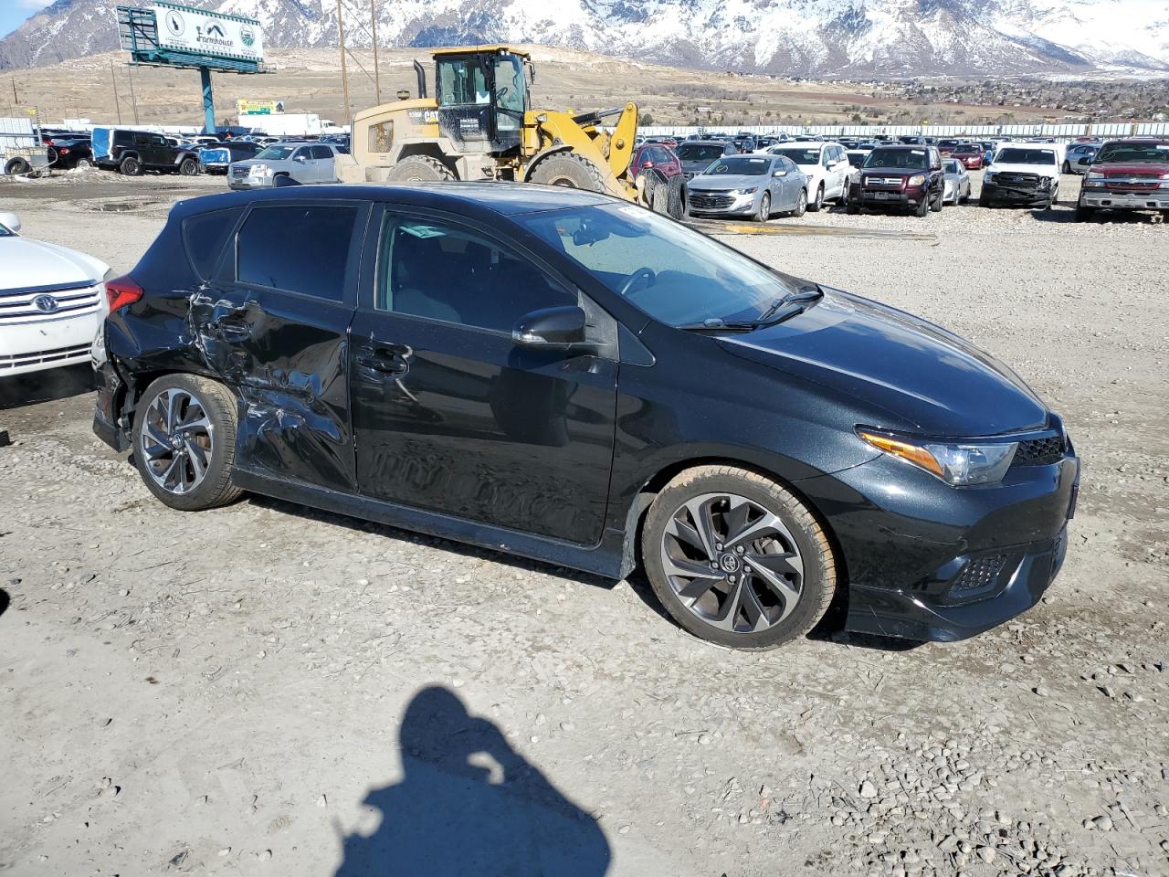 2018 Toyota Corolla VIN JTNKARJE7JJ563350 Copart auction photo, side / rear end damage thumbnail 4