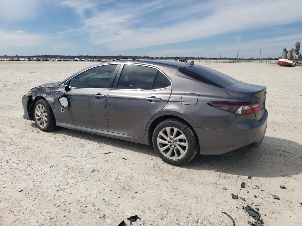 2024 Toyota Camry VIN 4T1R11AK9RU878019 Copart auction photo, rollover damage thumbnail 2