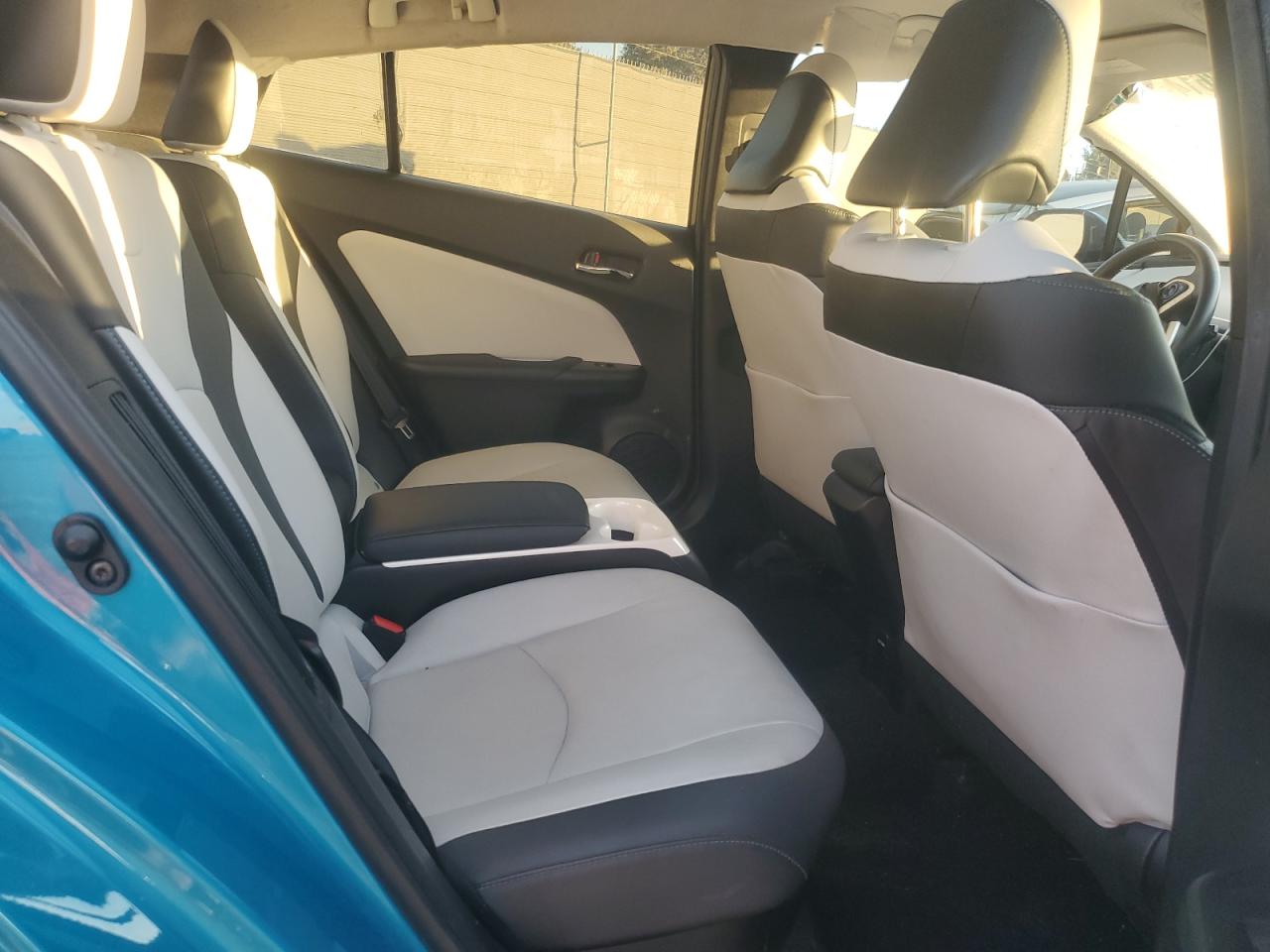2017 Toyota Prius VIN JTDKARFP0H3009600 Copart auction photo, front end damage thumbnail 10