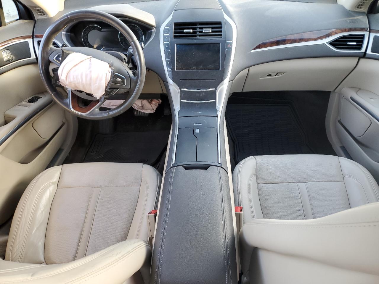 2016 Lincoln MKZ VIN 3LN6L2J96GR610257 Copart auction photo, front end damage thumbnail 8