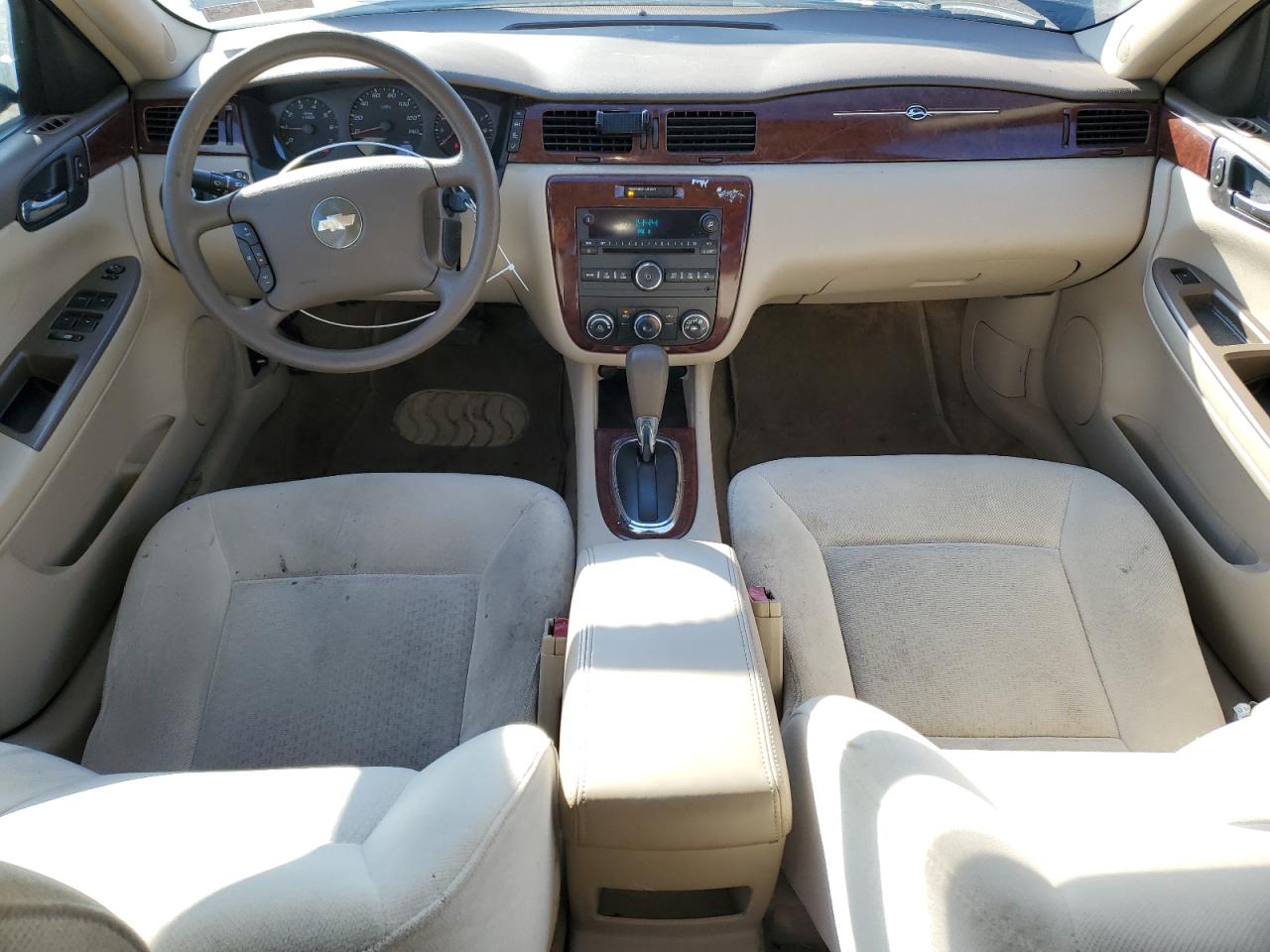 2007 Chevrolet Impala VIN 2G1WB58K179268684 Copart auction photo, side / front end damage thumbnail 8
