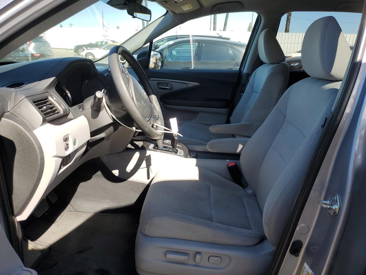 2018 Honda Pilot VIN 5FNYF5H42JB026446 Copart auction photo, minor dent/scratches damage thumbnail 7
