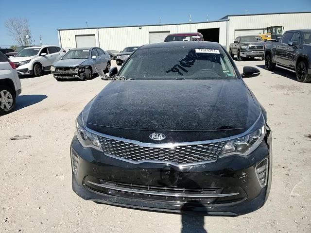 2018 KIA Optima VIN 5XXGT4L32JG256272 Copart auction photo, vandalism / front end damage thumbnail 11
