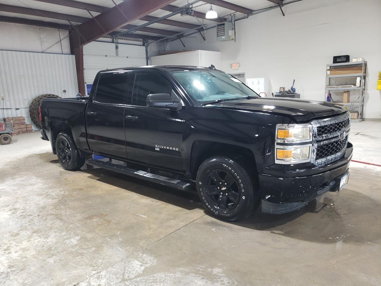 2014 Chevrolet Silverado VIN 3GCUKREC3EG203583 Copart auction photo, minor dent/scratches / normal wear damage thumbnail 4