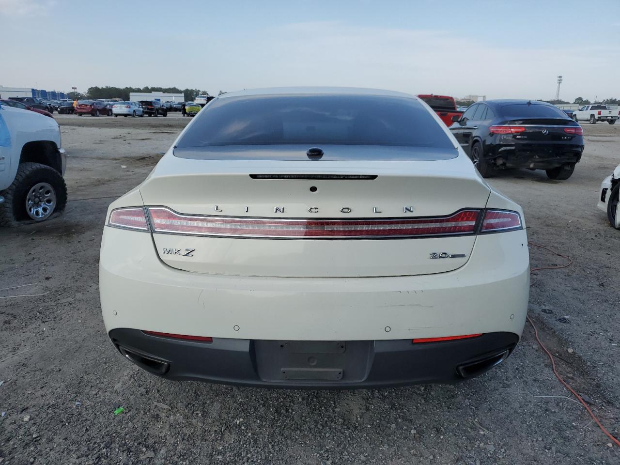 2013 Lincoln MKZ VIN 3LN6L2G96DR824975 Copart auction photo, side / rear end damage thumbnail 6