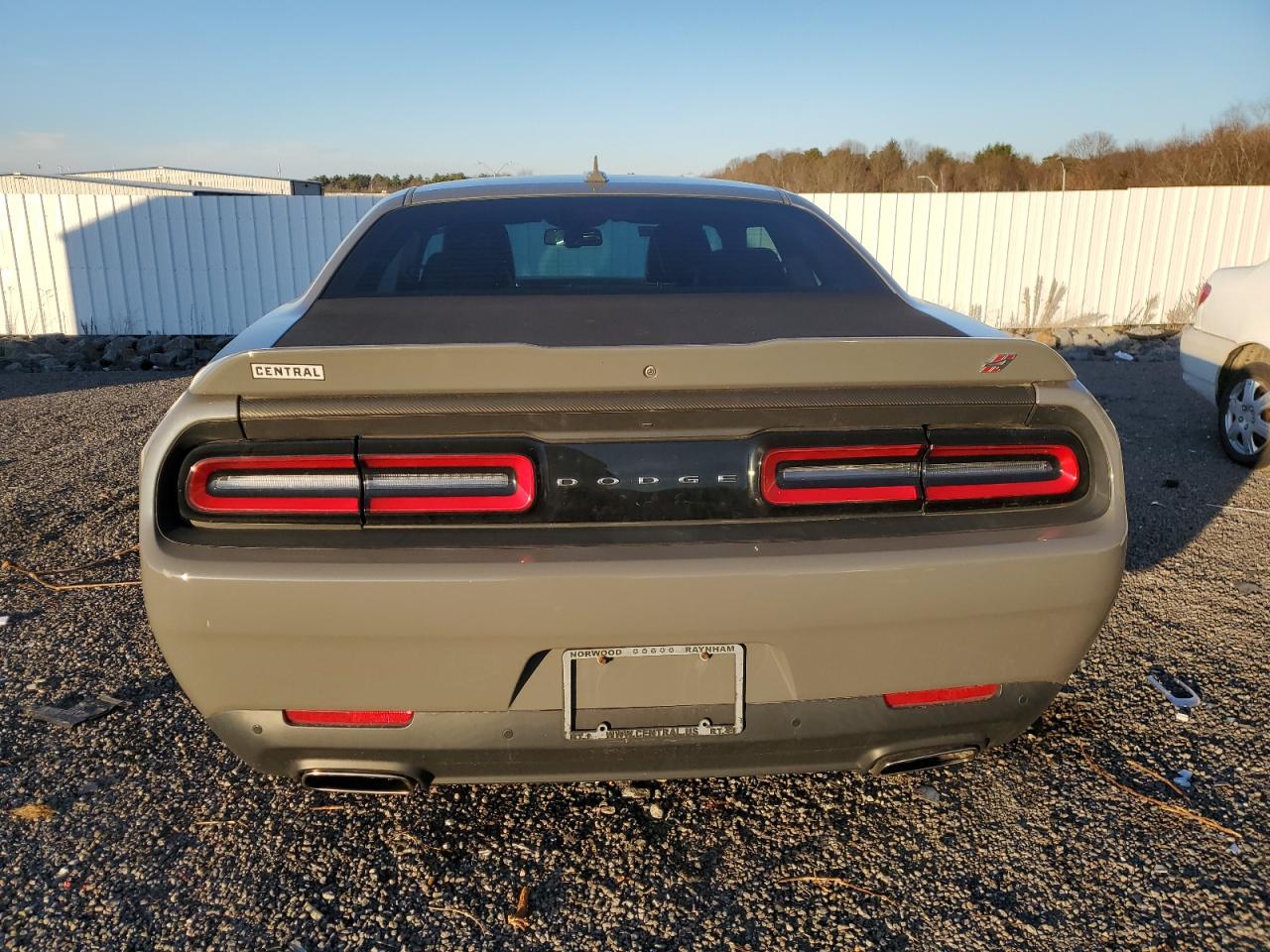 2018 Dodge Challenger VIN 2C3CDZGG0JH322759 Copart auction photo, front end damage thumbnail 6