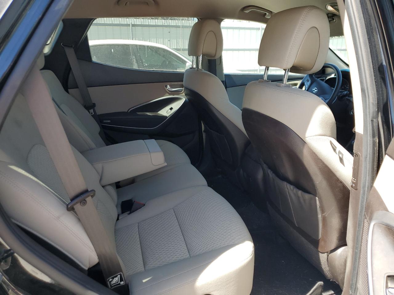2017 Hyundai Santa Fe VIN 5NMZU3LB1HH047673 Copart auction photo, front end / undercarriage damage thumbnail 11