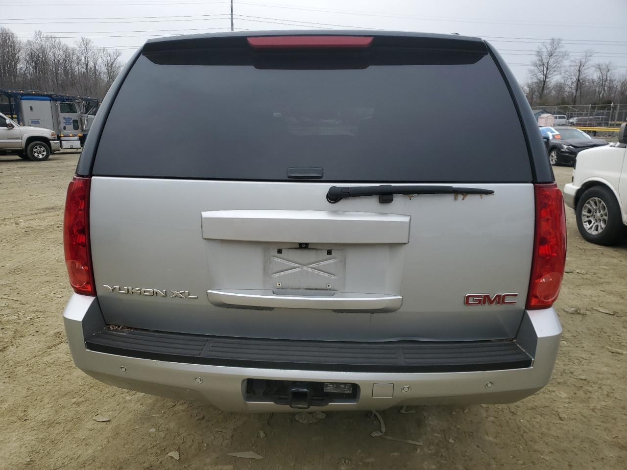 2013 GMC Yukon VIN 1GKS2KE74DR182635 Copart auction photo, mechanical / minor dent/scratches damage thumbnail 6