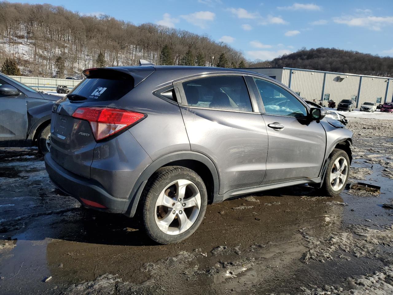 2017 Honda HR-V VIN 3CZRU6H50HM704488 Copart auction photo, front end damage thumbnail 3
