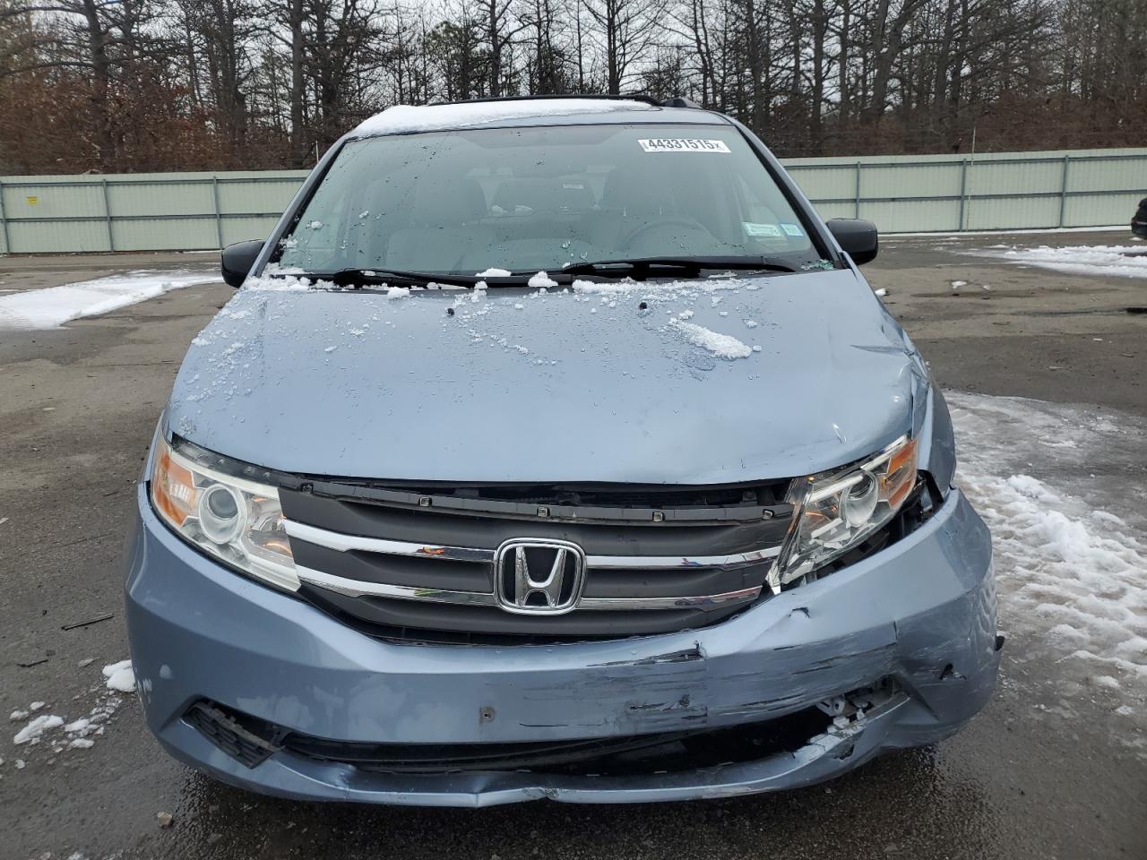 2013 Honda Odyssey VIN 5FNRL5H67DB056397 Copart auction photo, front end / minor dent/scratches damage thumbnail 5