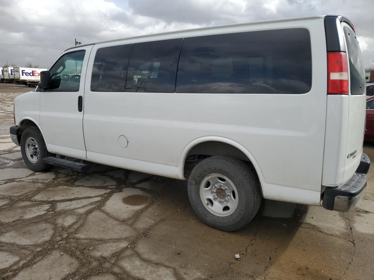 2016 Chevrolet Express VIN 1GAZGMFG2G1221045 Copart auction photo, normal wear damage thumbnail 2