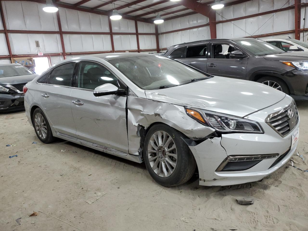 2015 Hyundai Sonata VIN 5NPE34AF2FH018633 Copart auction photo, front end / side damage thumbnail 4