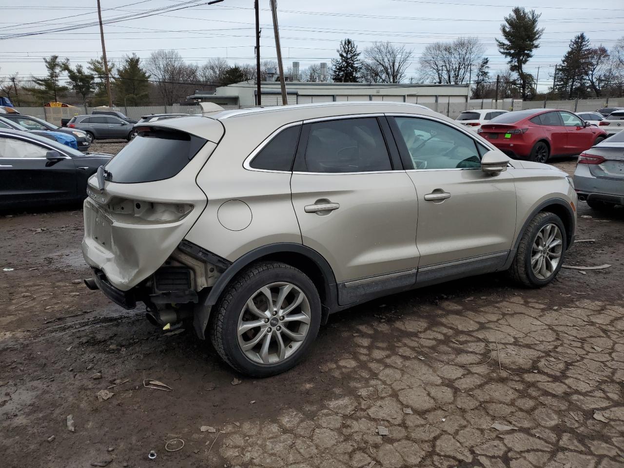 2015 Lincoln MKZ VIN 5LMCJ2A98FUJ08542 Copart auction photo, rear end damage thumbnail 3