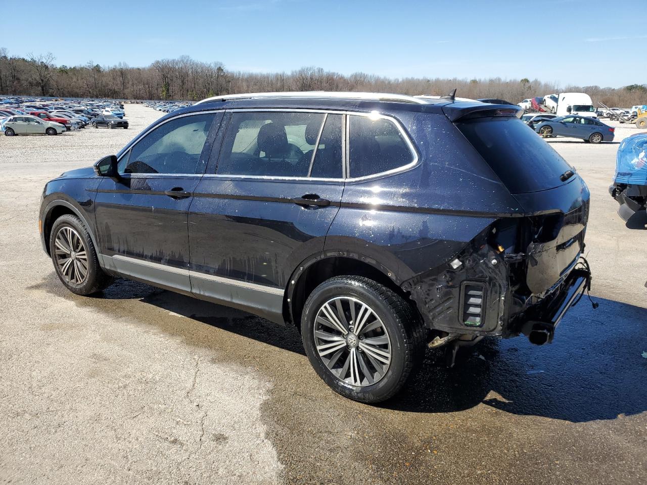 2019 Volkswagen Tiguan VIN 3VV3B7AX3KM085932 Copart auction photo, rear end damage thumbnail 2