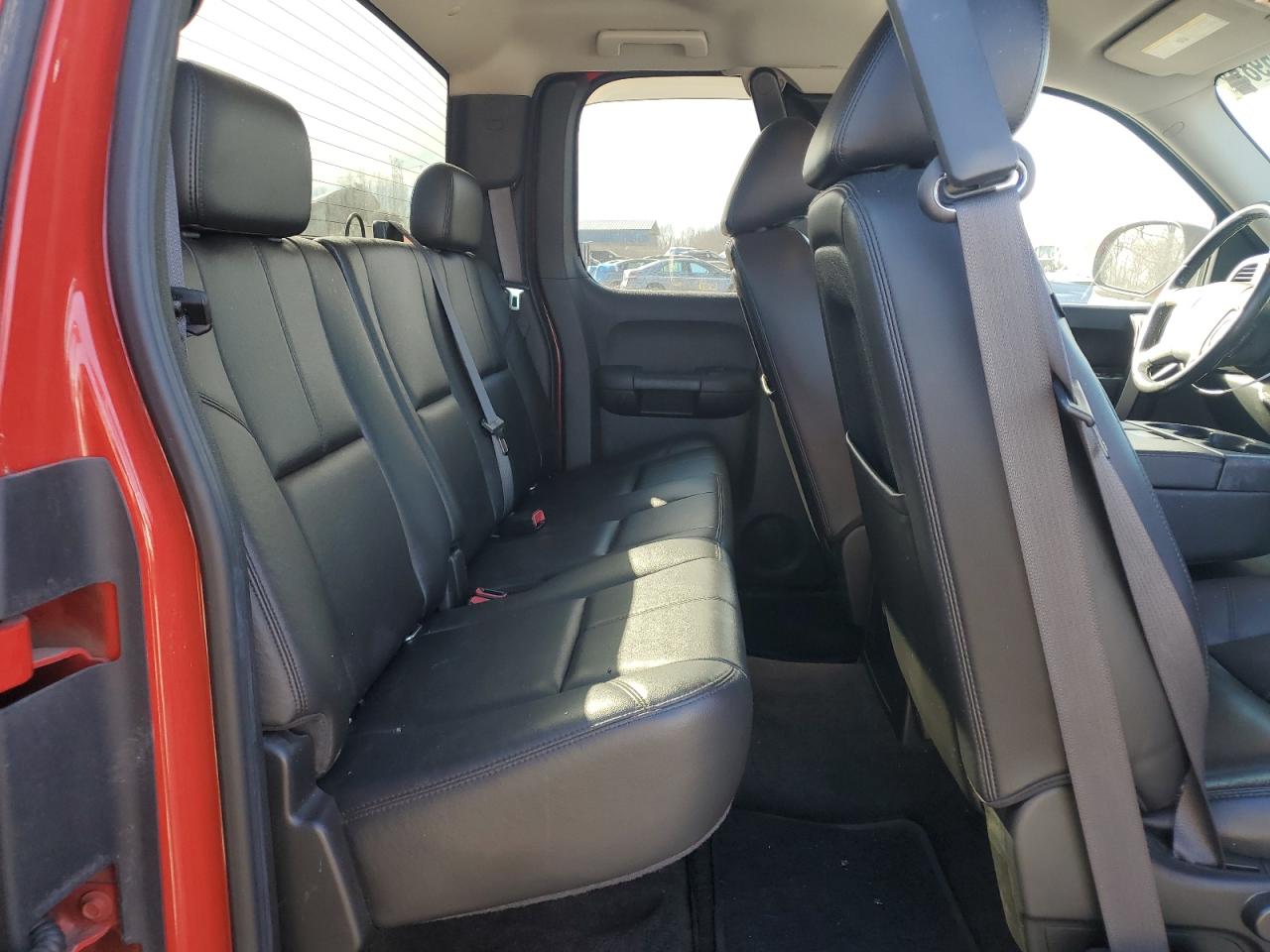 2011 Chevrolet Silverado VIN 1GCRKSE38BZ315675 Copart auction photo, rear end damage thumbnail 11