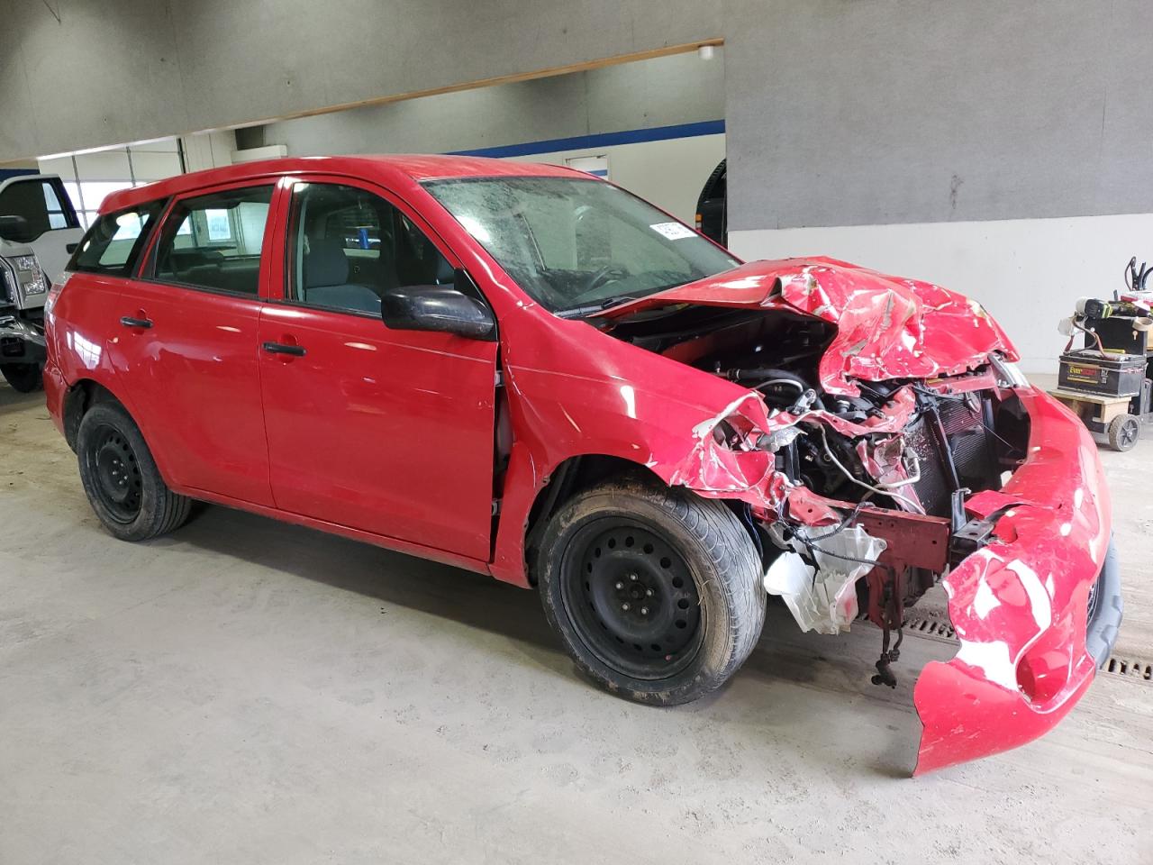 2006 Toyota Corolla VIN 2T1KR32E36C621675 Copart auction photo, front end / side damage thumbnail 4