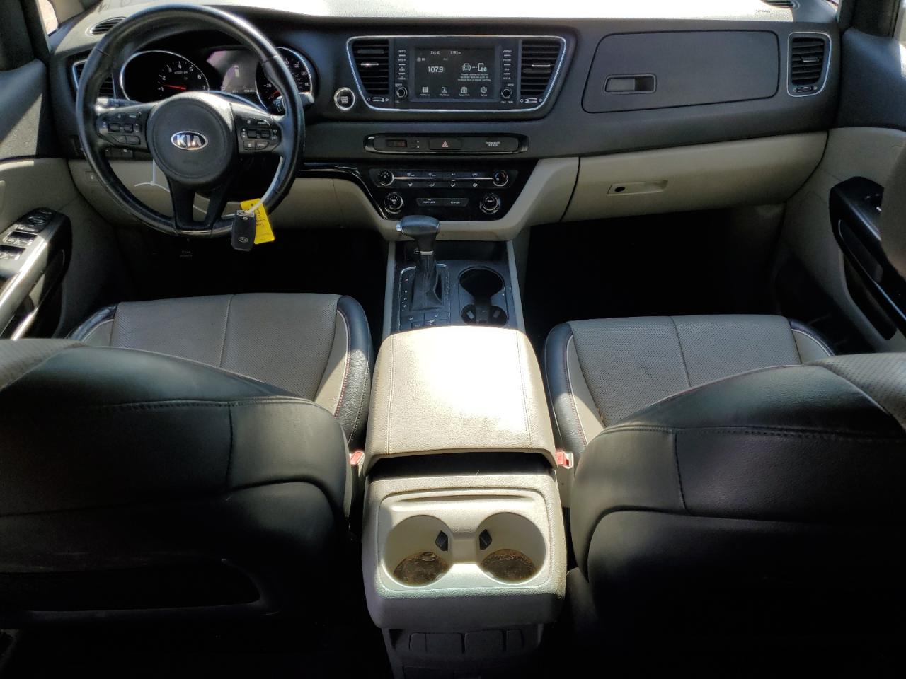2018 KIA Sedona VIN KNDMB5C12J6376341 Copart auction photo, front end damage thumbnail 8