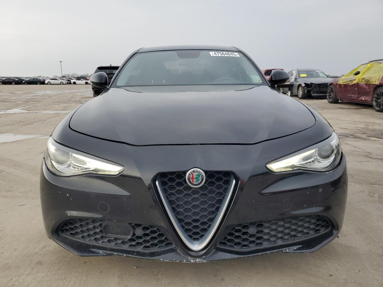 2019 Alfa Romeo Giulia VIN ZARFAMAN2K7598486 Copart auction photo, normal wear damage thumbnail 5