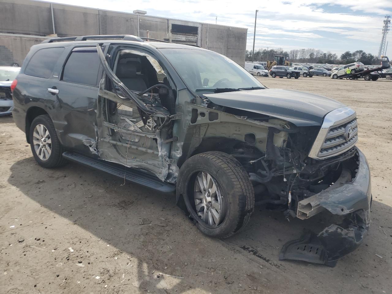 2008 Toyota Sequoia VIN 5TDBY68A48S007026 Copart auction photo, front end / side damage thumbnail 4