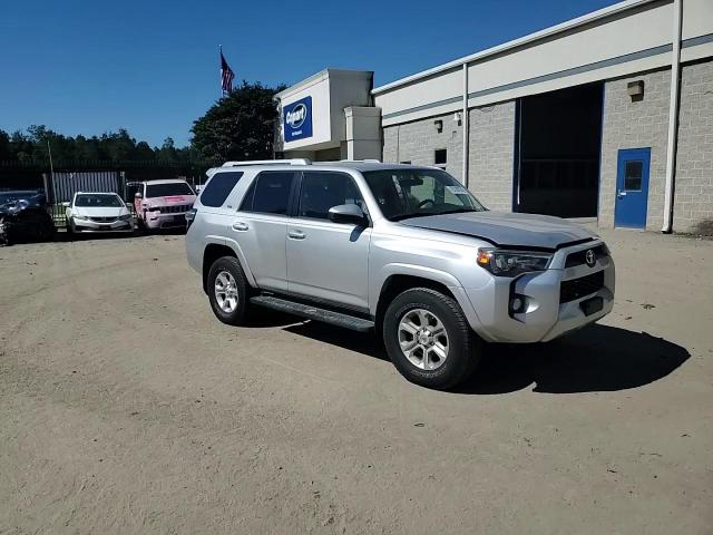 2015 Toyota 4Runner VIN JTEBU5JR4F5215461 Copart auction photo, front end / side damage thumbnail 12