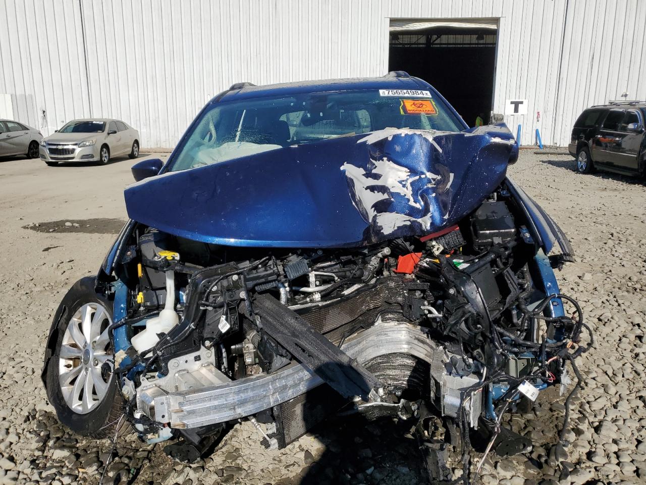 2017 Chrysler Pacifica VIN 2C4RC1BG0HR745508 Copart auction photo, front end / side damage thumbnail 5