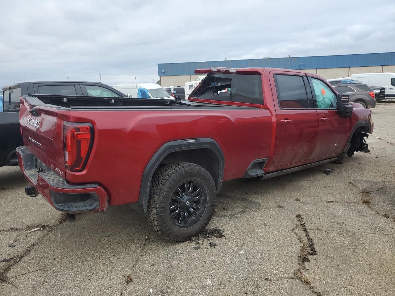 2022 GMC Sierra VIN 1GT49PEY7NF311220 Copart auction photo, rollover damage thumbnail 3