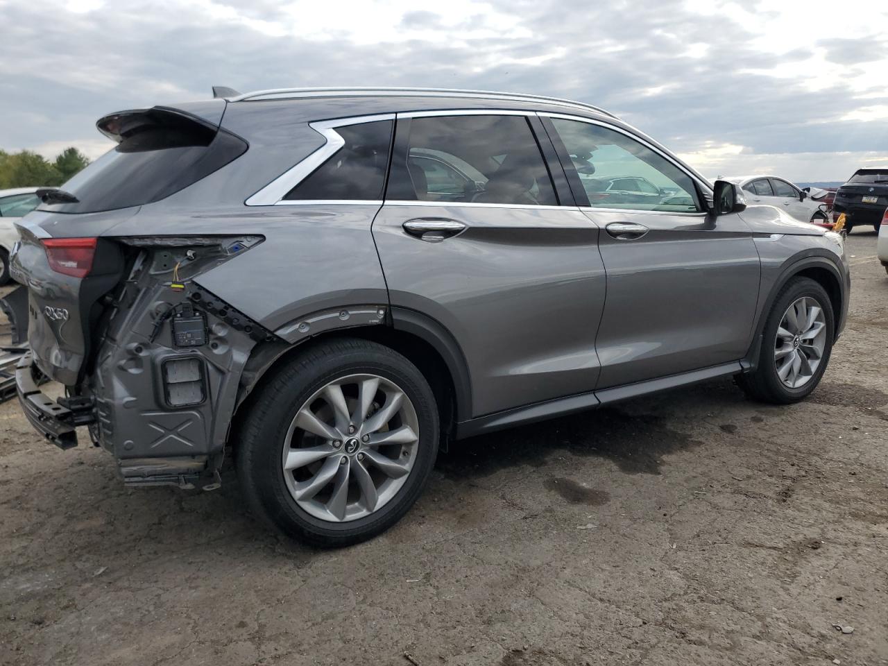 2019 Infiniti QX50 VIN 3PCAJ5M13KF141053 Copart auction photo, rear end / side damage thumbnail 3