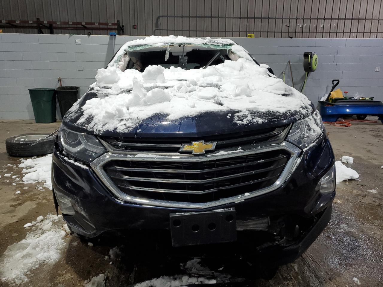 2020 Chevrolet Equinox VIN 3GNAXUEVXLS709633 Copart auction photo, side / rear end damage thumbnail 5