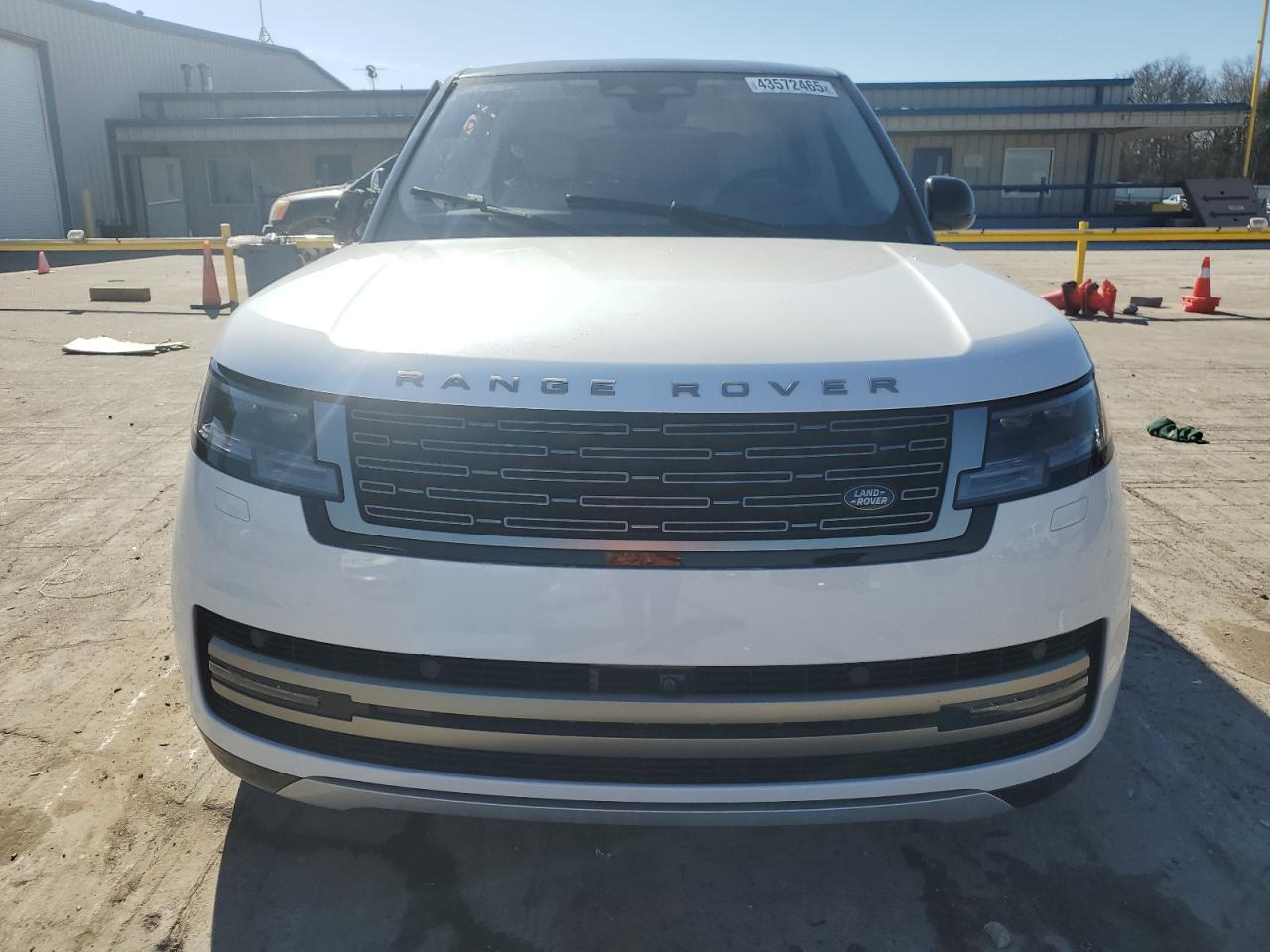 2023 Land Rover Range Rover VIN SALKP9FU1PA009600 Copart auction photo, side / front end damage thumbnail 5