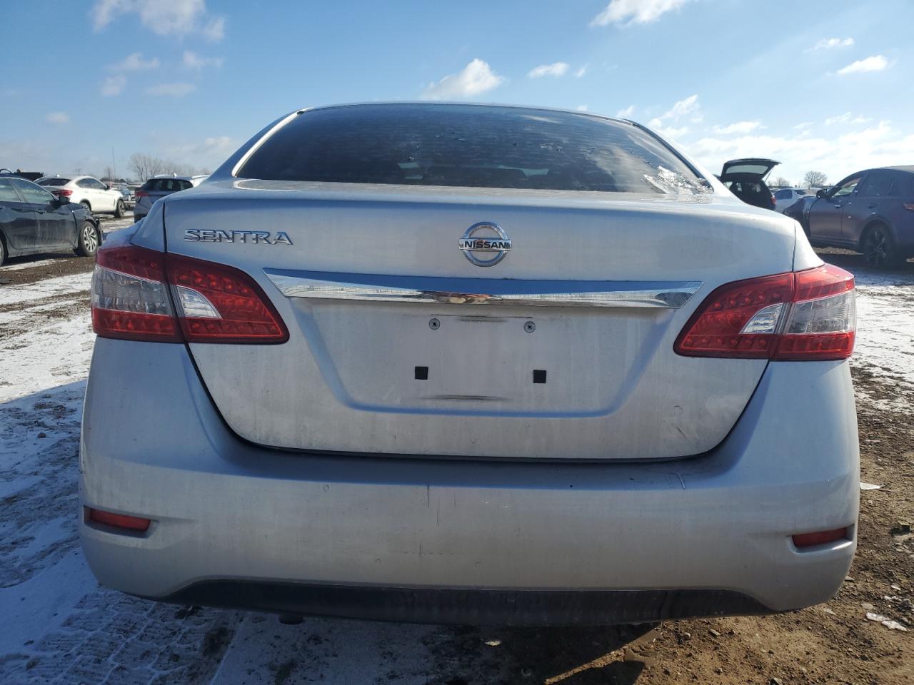 2015 Nissan Sentra VIN 3N1AB7AP6FY309587 Copart auction photo, front end / minor dent/scratches damage thumbnail 6