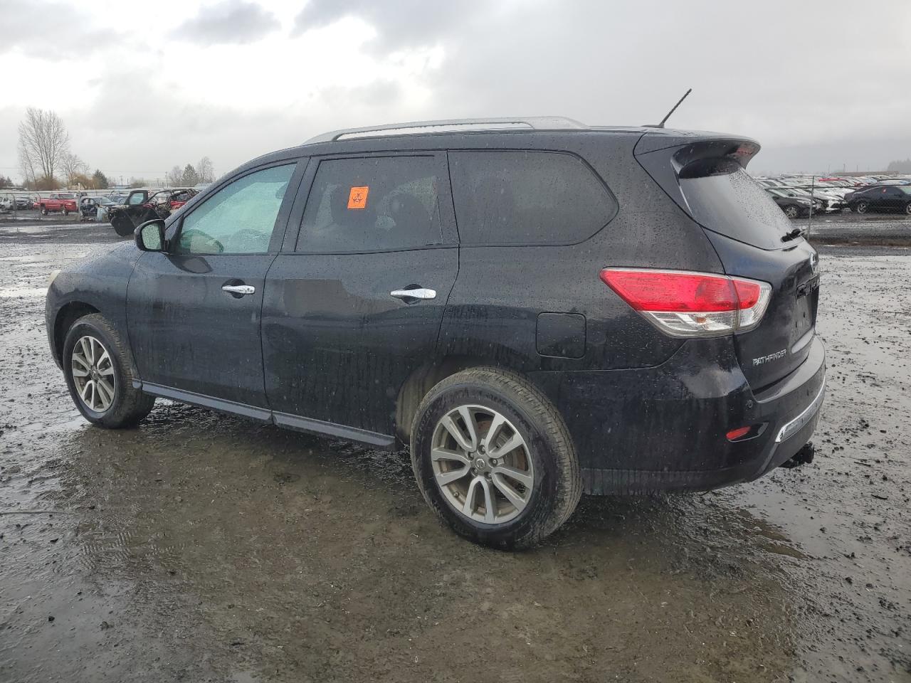 2013 Nissan Pathfinder VIN 5N1AR2MM7DC647918 Copart auction photo, water/flood damage thumbnail 2
