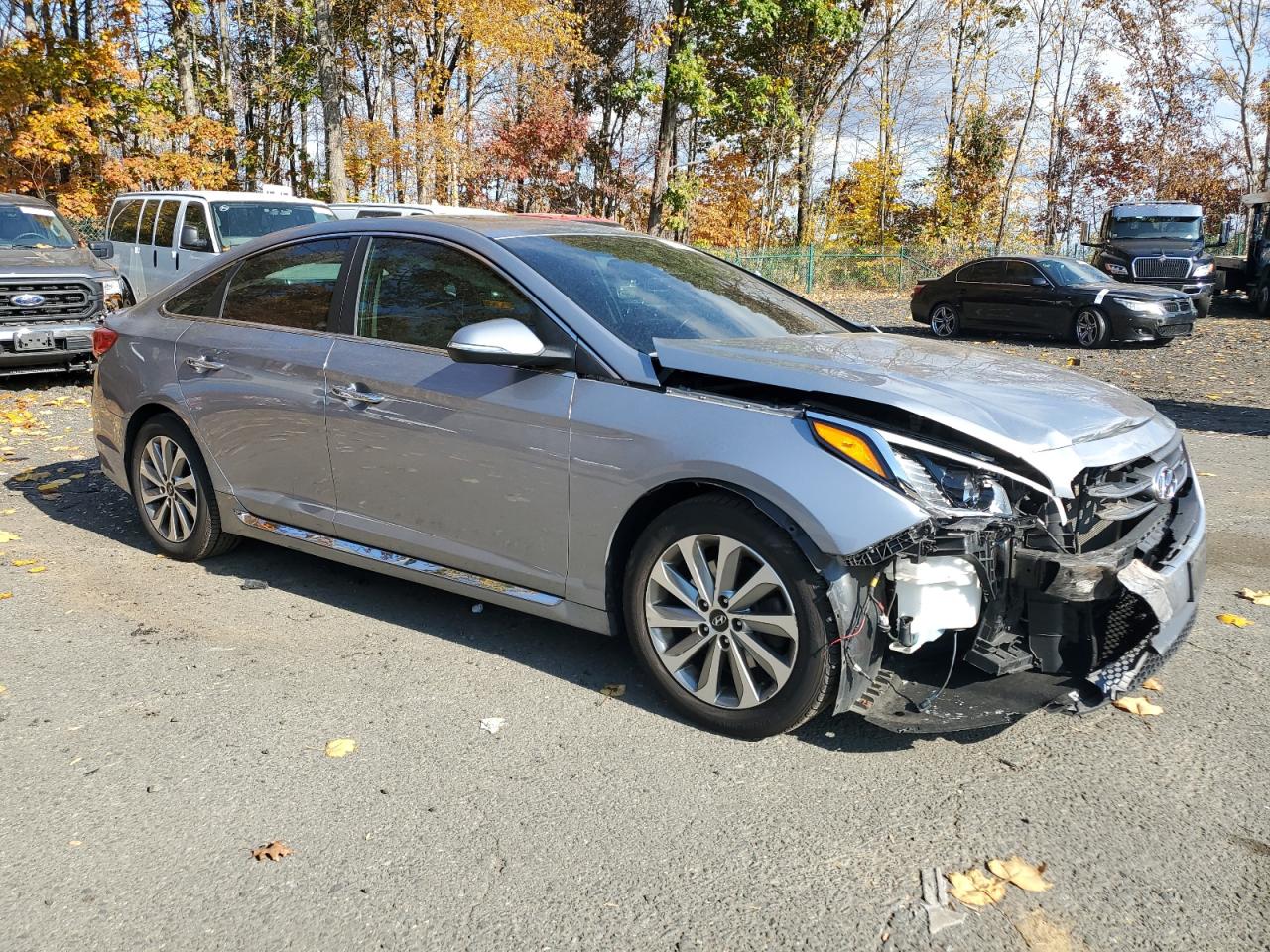 2017 Hyundai Sonata VIN 5NPE34AF6HH546226 Copart auction photo, front end / minor dent/scratches damage thumbnail 4
