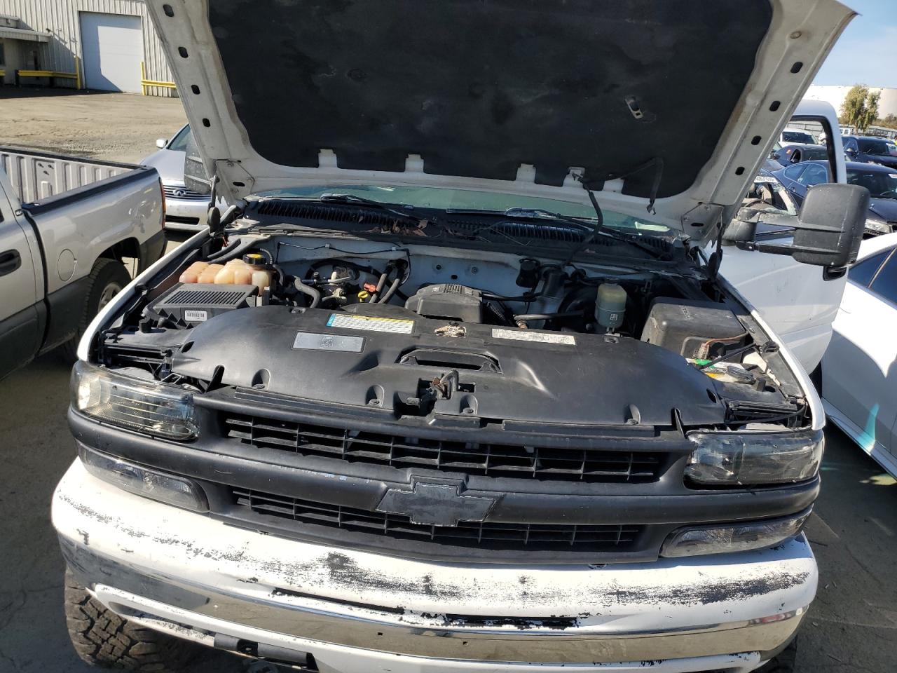 2000 Chevrolet Silverado VIN 1GCEK19T1YE383285 Copart auction photo, rear end damage thumbnail 11