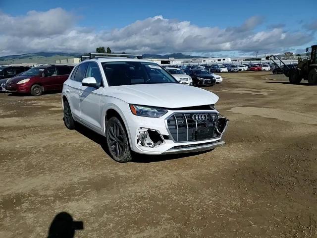 2021 Audi Q5 VIN WA1BAAFY4M2021995 Copart auction photo, front end damage thumbnail 12