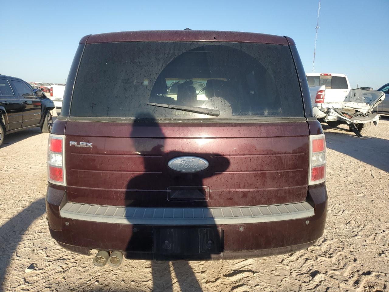 2011 Ford Flex VIN 2FMGK5BC2BBD18194 Copart auction photo, water/flood damage thumbnail 6