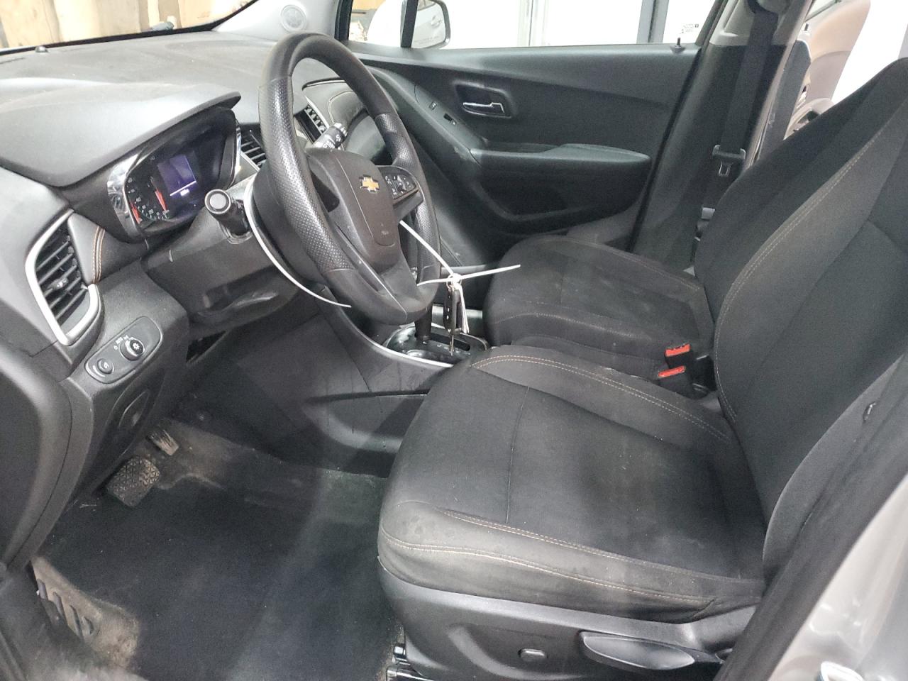 2019 Chevrolet Trax VIN 3GNCJKSB3KL330796 Copart auction photo, side / minor dent/scratches damage thumbnail 7