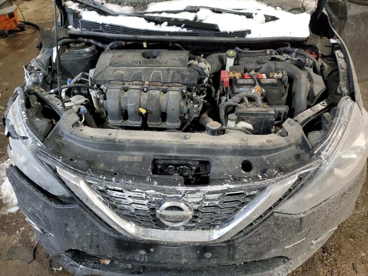 2017 Nissan Sentra VIN 3N1AB7AP8HY225855 Copart auction photo, front end / minor dent/scratches damage thumbnail 11