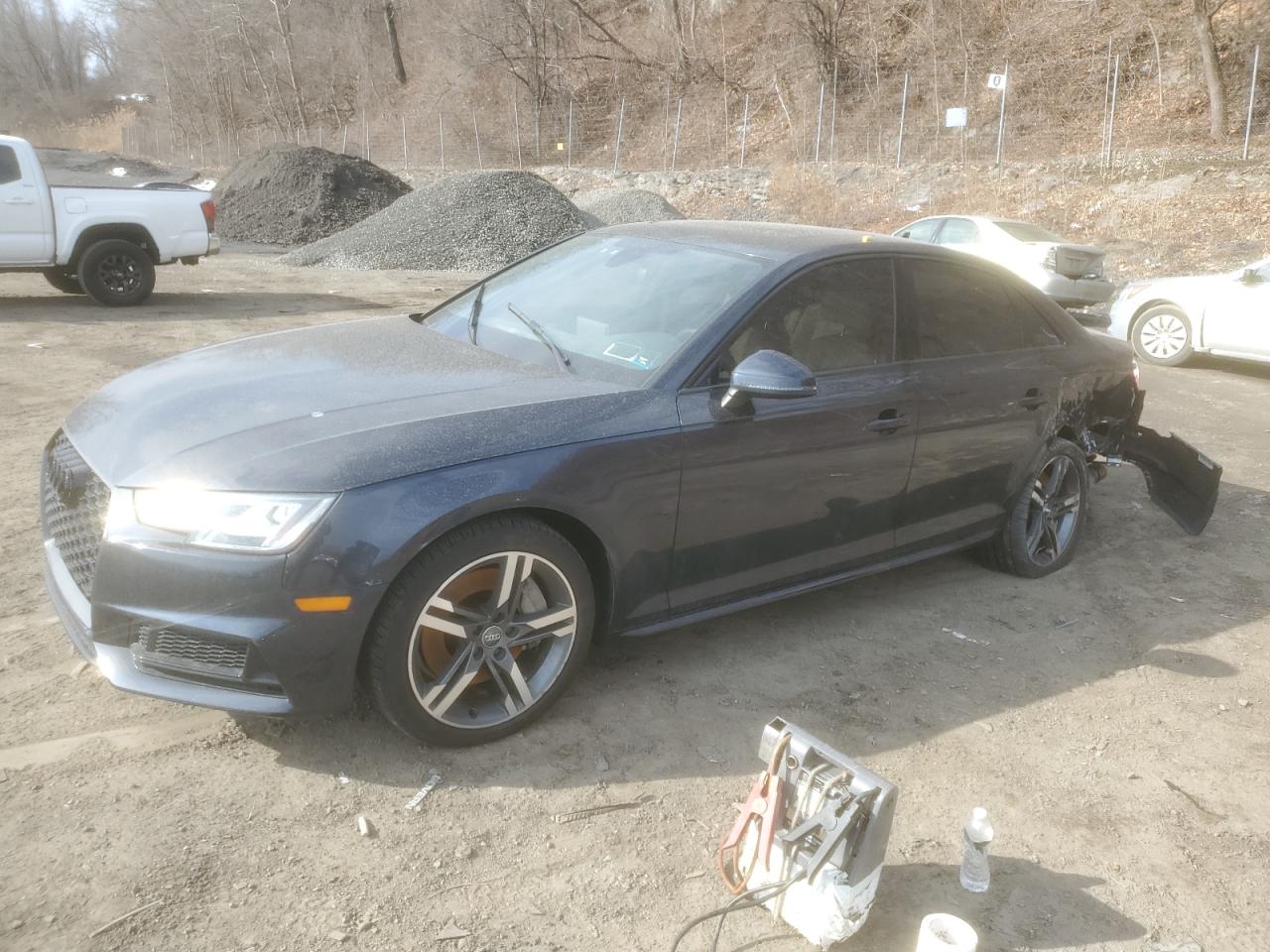2017 Audi A4 VIN WAUENAF4XHN025331