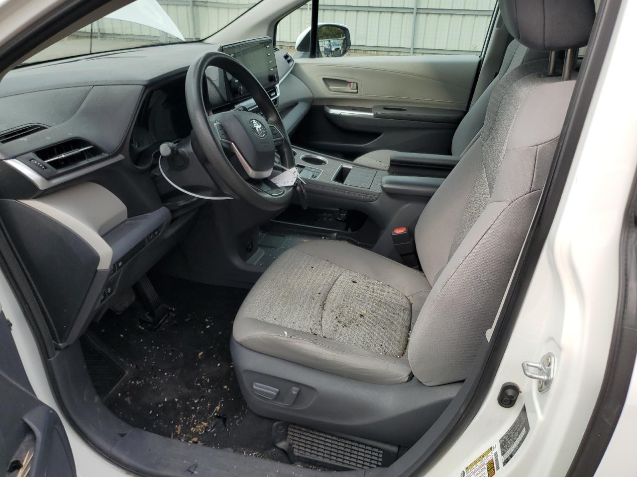 2021 Toyota Sienna VIN 5TDKRKEC5MS030689 Copart auction photo, front end / minor dent/scratches damage thumbnail 7