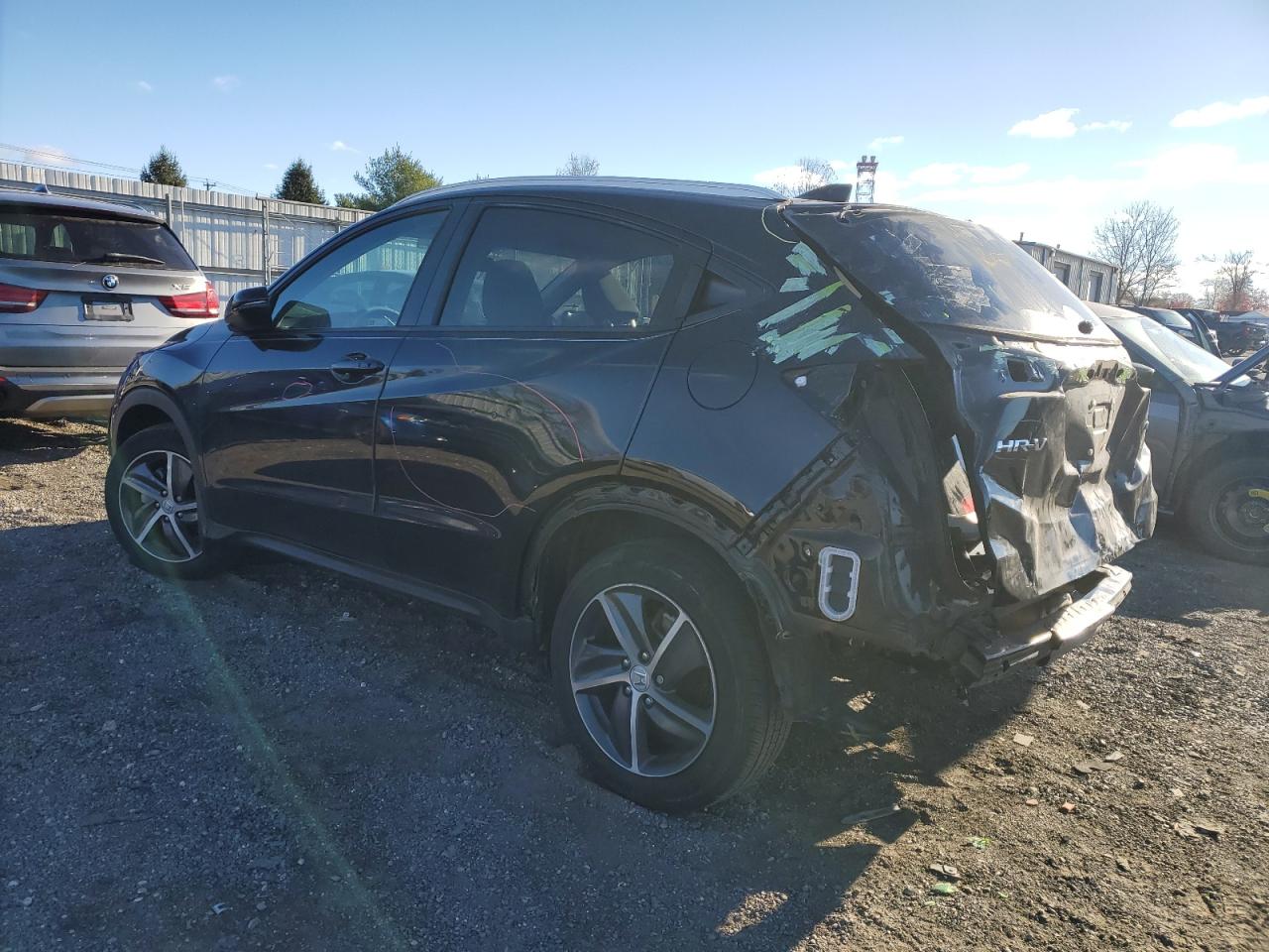 2022 Honda HR-V VIN 3CZRU6H53NM725380 Copart auction photo, rear end / minor dent/scratches damage thumbnail 2