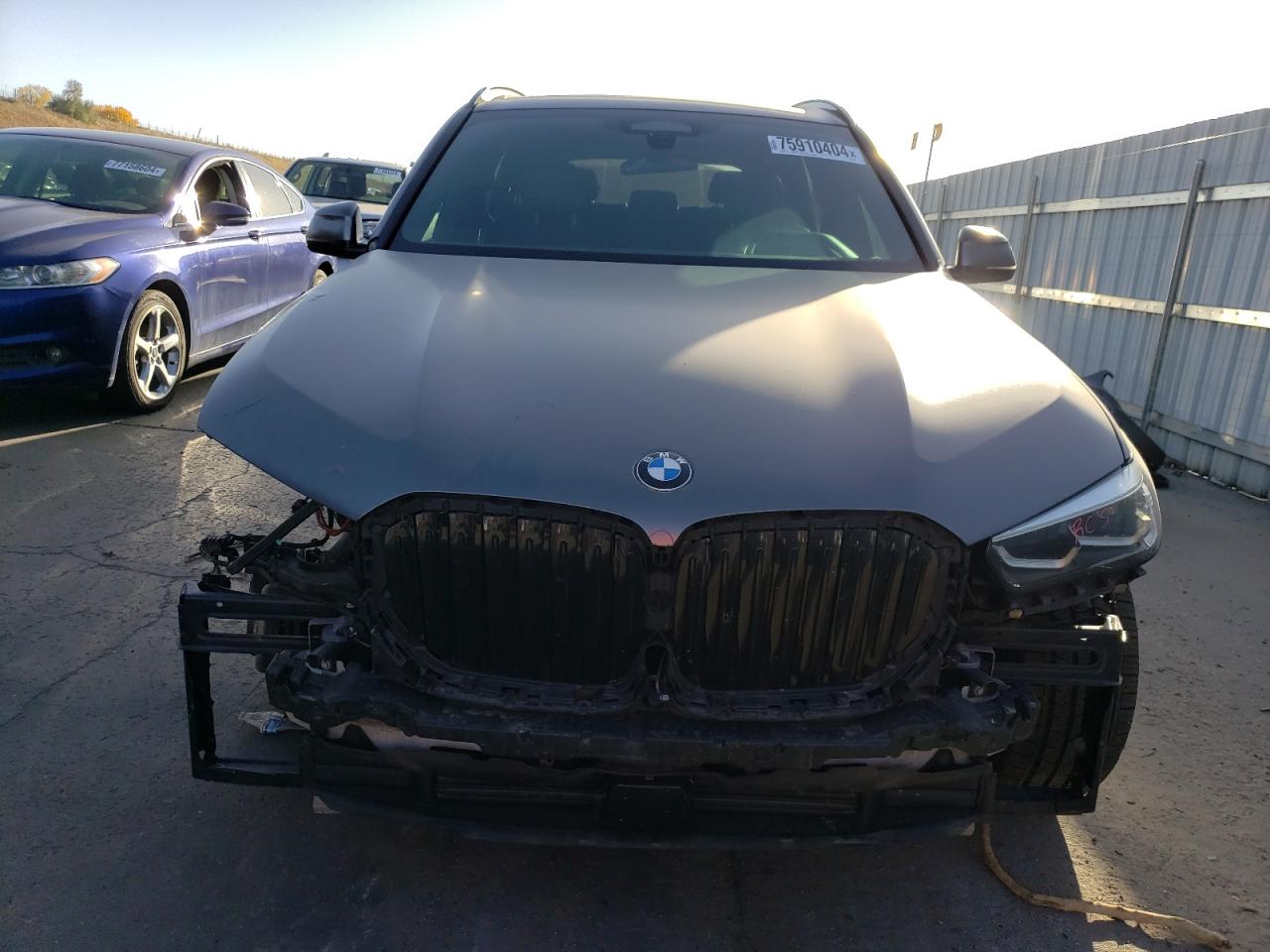 2019 BMW X5 VIN 5UXCR6C55KLK80012 Copart auction photo, front end / side damage thumbnail 5