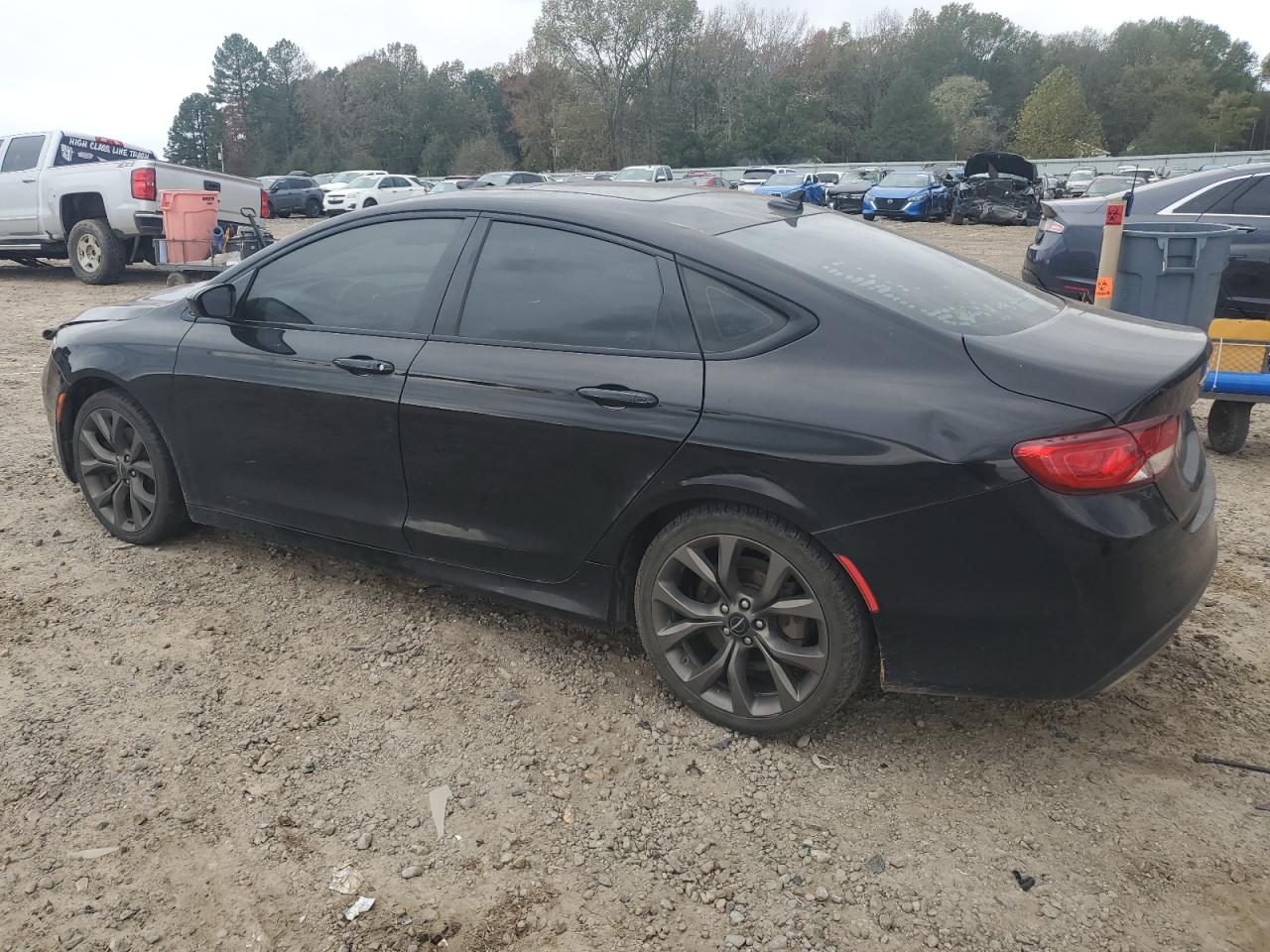 2015 Chrysler 200 VIN 1C3CCCBG0FN608844 Copart auction photo, front end / minor dent/scratches damage thumbnail 2