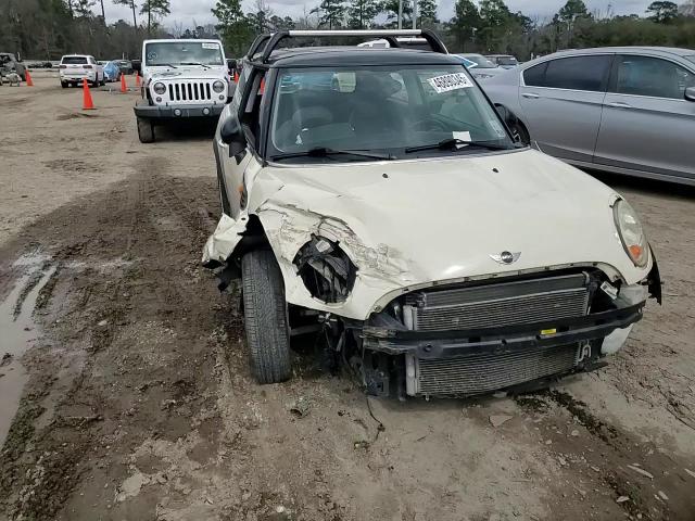 2009 MINI Cooper VIN WMWMF33529TU73531 Copart auction photo, front end damage thumbnail 11