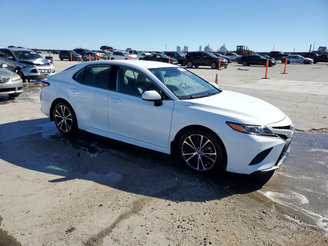 2019 Toyota Camry VIN 4T1B11HK5KU829123 Copart auction photo, water/flood damage thumbnail 4