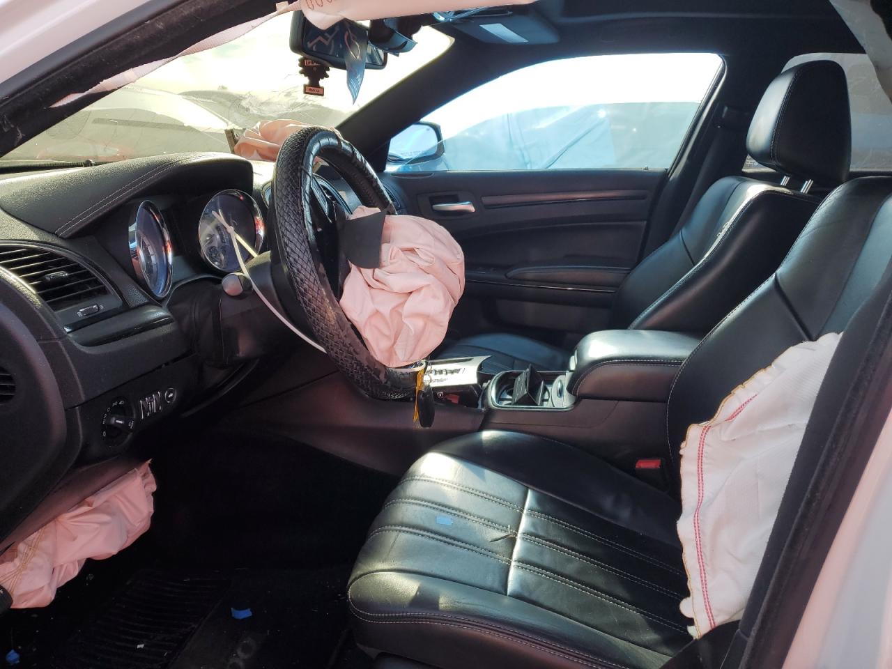 2014 Chrysler 300 VIN 2C3CCABT0EH305894 Copart auction photo, front end / side damage thumbnail 7